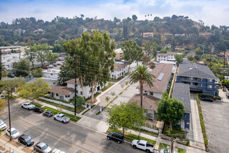 Eagle Rock in Los Angeles, CA - Foto de edificio - Building Photo