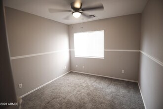 1744 Maddison Cir in San Tan Valley, AZ - Foto de edificio - Building Photo