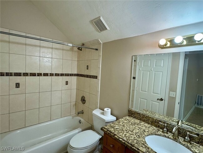 6560 Sandalwood Ln in Naples, FL - Building Photo - Building Photo