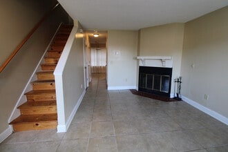 2016 Gion St in Sumter, SC - Building Photo - Building Photo