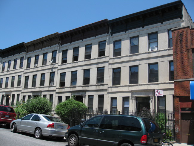637 Sterling Place in Brooklyn, NY - Foto de edificio - Building Photo