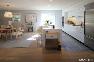 83 Quinlan Ave in Bridgeport, CT - Building Photo - Building Photo