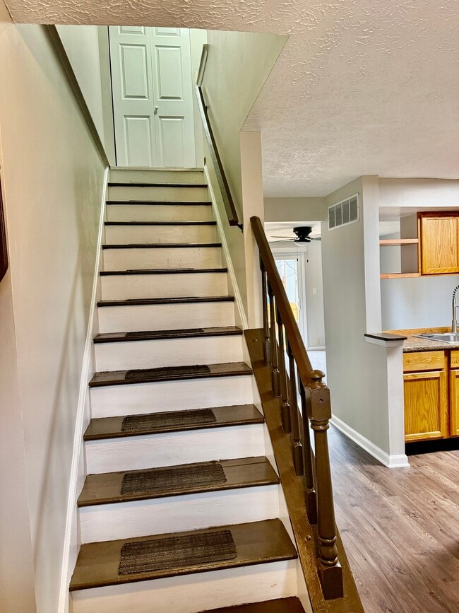 6813 Cross Key Dr in Indianapolis, IN - Building Photo - Building Photo