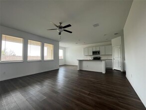 409 Petty Wy in Fate, TX - Building Photo - Building Photo