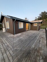 11100 La Honda Rd in Redwood City, CA - Building Photo - Building Photo