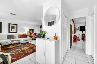 4799 NW 5th Ave in Boca Raton, FL - Building Photo