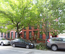 530 Clinton St in Brooklyn, NY - Building Photo - Building Photo