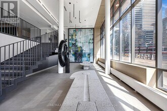 15 Brunel Ct in Toronto, ON - Building Photo - Building Photo