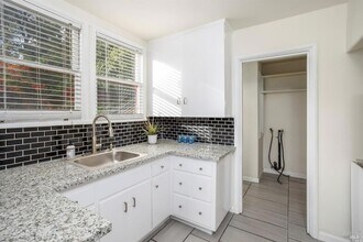 709 Napa St in Vallejo, CA - Building Photo - Building Photo