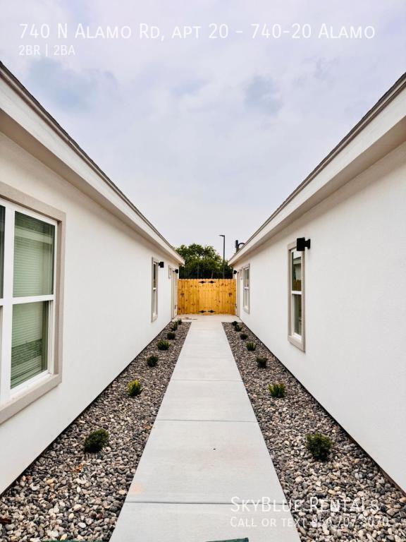 property at 740 N Alamo Rd