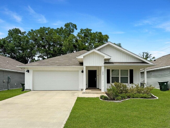 1045 Lovebird Ct