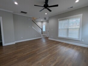 568 Lowndes Hill Rd in Greenville, SC - Building Photo - Building Photo