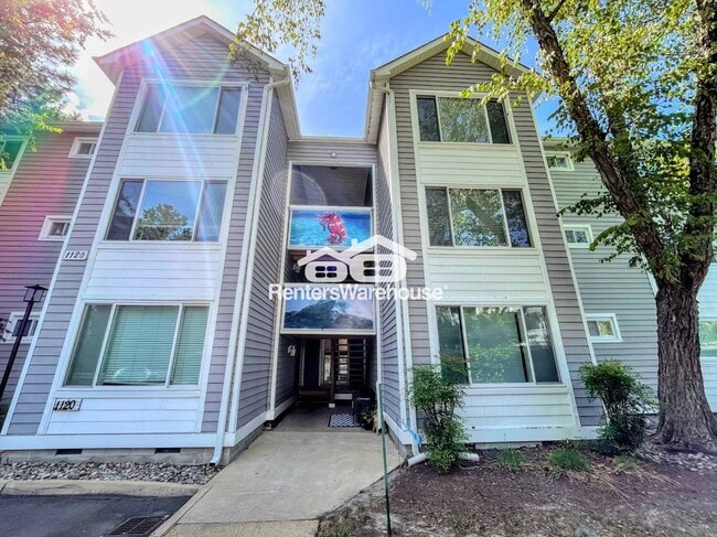 1120 Ocean Trace Ln in Virginia Beach, VA - Building Photo - Building Photo