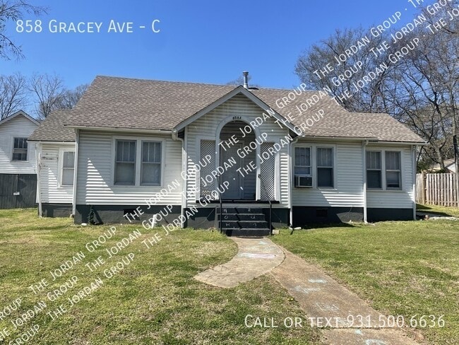 858 Gracey Ave