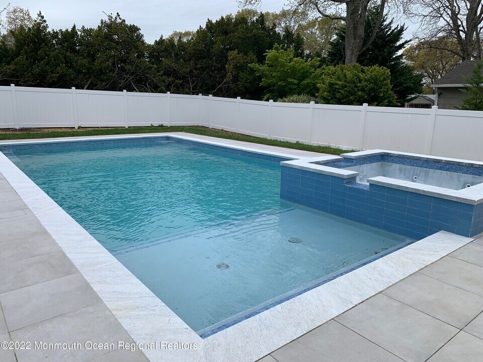 46 Heath Ave in Ocean Township, NJ - Building Photo