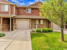 1790 E Whitetail Way in Layton, UT - Building Photo
