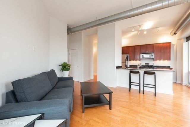 4814 N Clark St in Chicago, IL - Building Photo - Building Photo