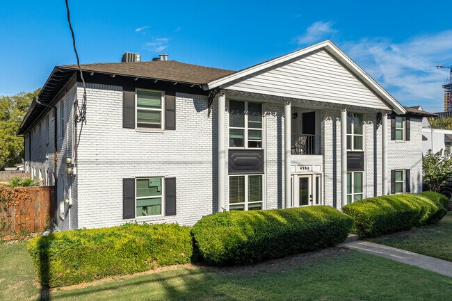 4235 Cole Ave in Dallas, TX - Building Photo - Building Photo