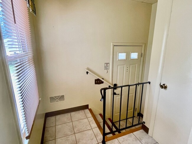 1526 Royce Ave in Kalamazoo, MI - Building Photo - Building Photo