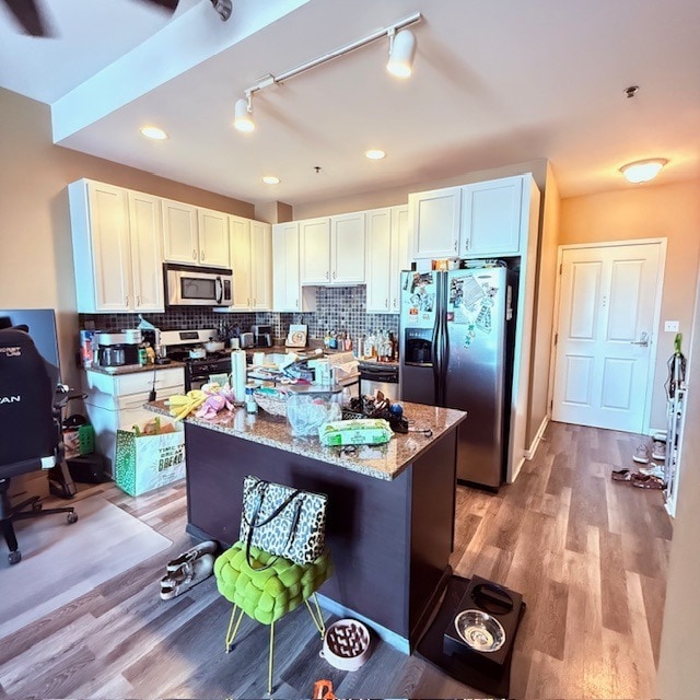 property at 828 W Grace St