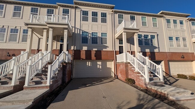 6465 Park Pointe Ct in Cleveland, OH - Foto de edificio - Building Photo