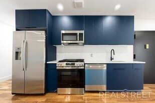 Herkimer Street, Unit 1 in Brooklyn, NY - Building Photo