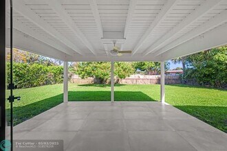 315 E Jasmine Dr in West Palm Beach, FL - Building Photo - Building Photo