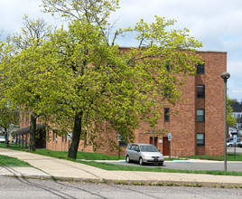 Hazle Twins Apartments in Hazleton, PA - Building Photo - Building Photo