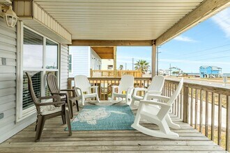 23012 Verano Dr in Galveston, TX - Foto de edificio - Building Photo