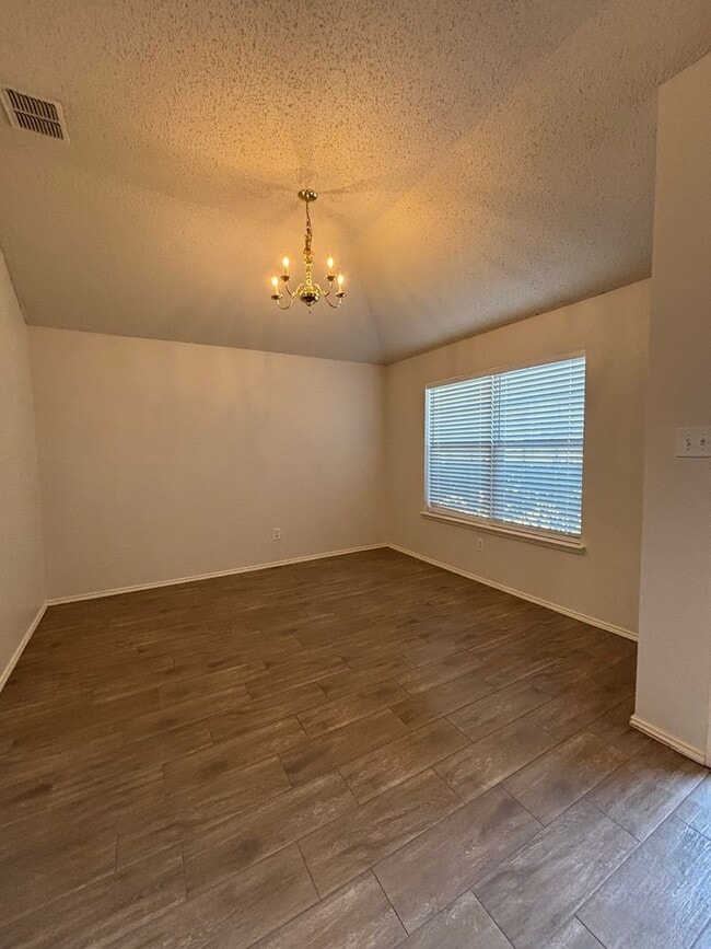 813 Sage Cir in Burleson, TX - Building Photo - Building Photo