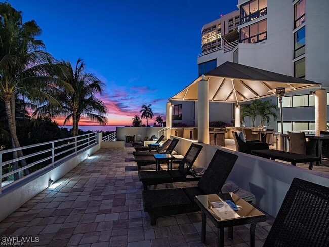property at 4751 Gulf Shore Blvd N