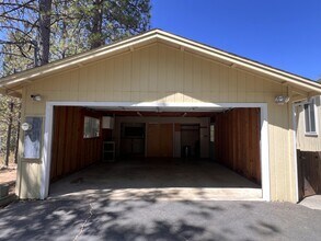 17093 Cobblestone Ln in Nevada City, CA - Building Photo - Building Photo