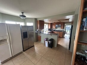 6374 Jaguar Dr in Riverside, CA - Building Photo - Building Photo