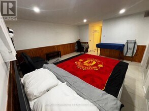 537 Steeles Ave W in Toronto, ON - Building Photo - Building Photo