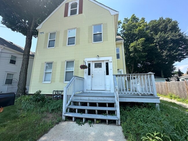 property at 19 Pearl St