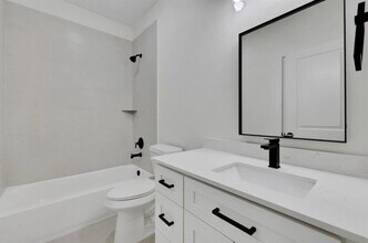 2619 Delafield St in Houston, TX - Building Photo - Building Photo