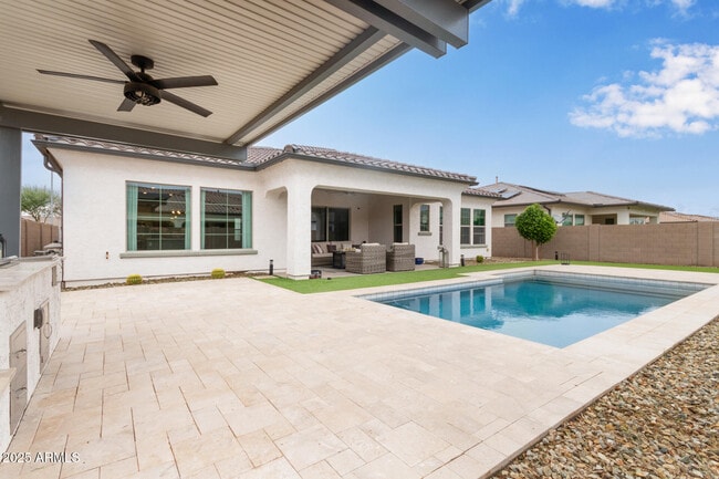 11807 W Pkwy Ln in Avondale, AZ - Building Photo - Building Photo