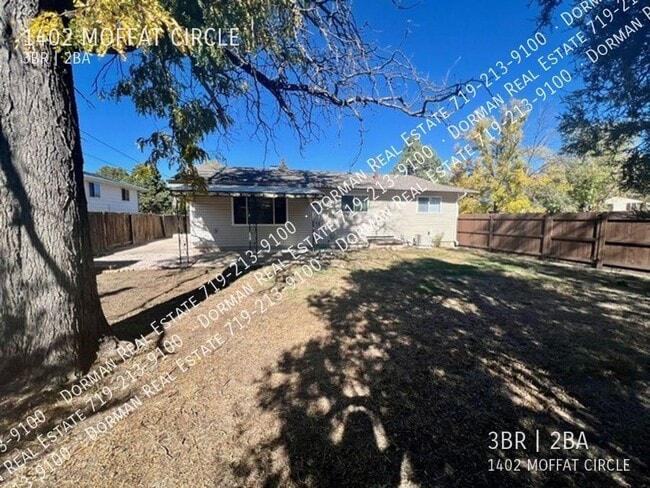 1402 Moffat Cir in Colorado Springs, CO - Building Photo - Building Photo