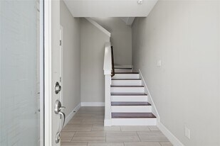2102 Bella Amanecer Ln in Houston, TX - Building Photo