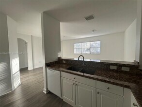 1720 NE 33rd Ave in Homestead, FL - Building Photo - Building Photo