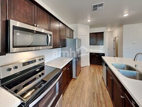 6034 Theodore St in North Las Vegas, NV - Building Photo - Building Photo