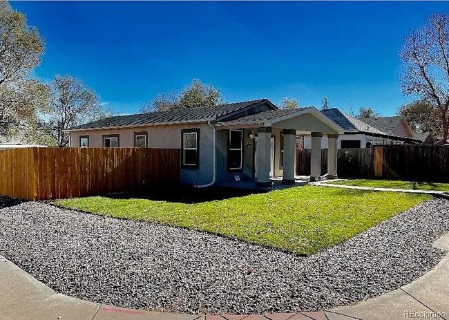 property at 102 S Newton St