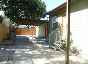 417 S State St, Unit 417 in Los Angeles, CA - Building Photo - Building Photo