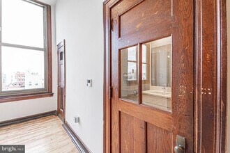 1300 S 19th St in Philadelphia, PA - Building Photo - Building Photo