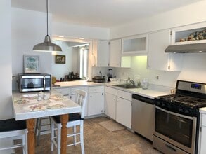 30 Phelps Ave in New Brunswick, NJ - Building Photo - Building Photo