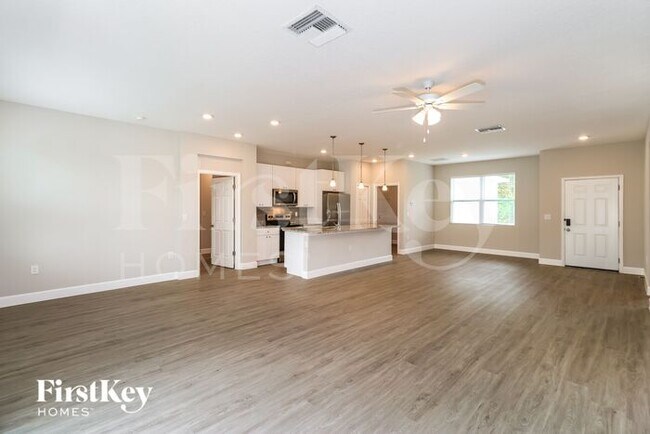 380 Garbelmann St in Palm Bay, FL - Building Photo - Building Photo