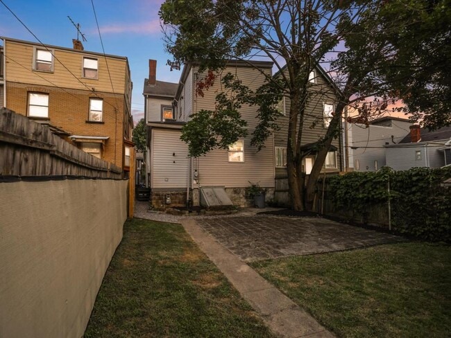 715 N Beatty St in Pittsburgh, PA - Building Photo - Building Photo