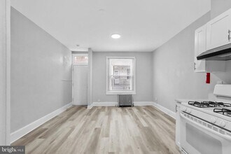 3231 Hope St in Philadelphia, PA - Building Photo - Building Photo