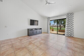 40492 Bay Hill Way in Palm Desert, CA - Building Photo - Building Photo