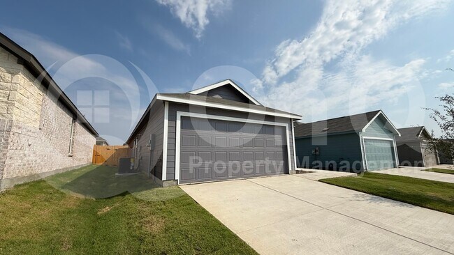 1001 Raintree Rd in Princeton, TX - Building Photo - Building Photo